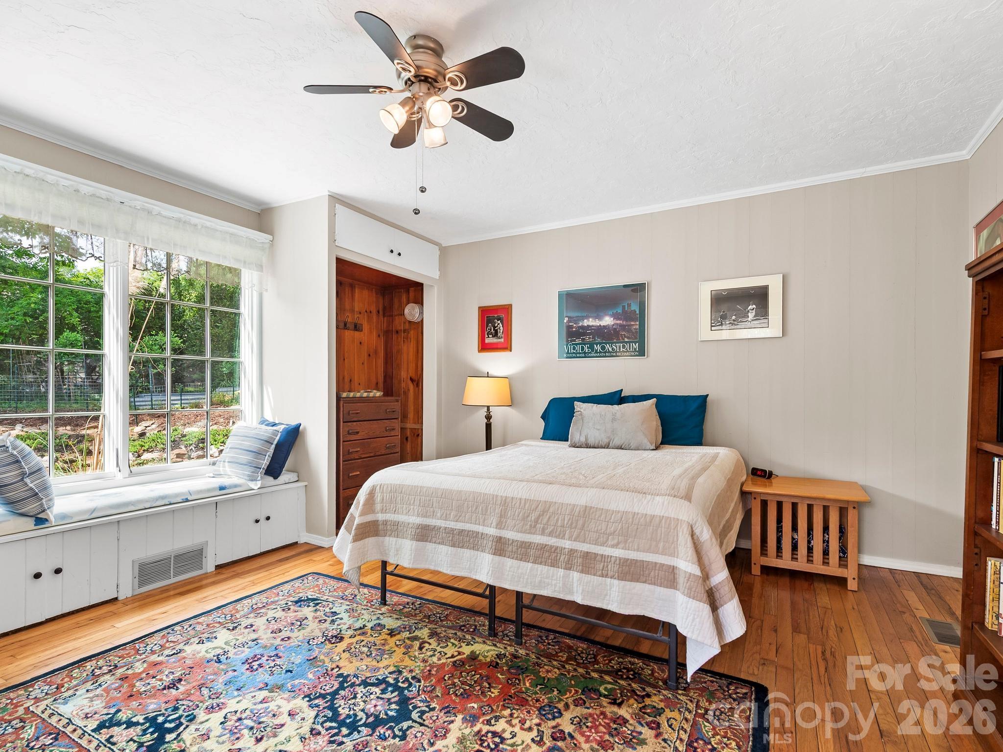 84 Arthur Road — Asheville