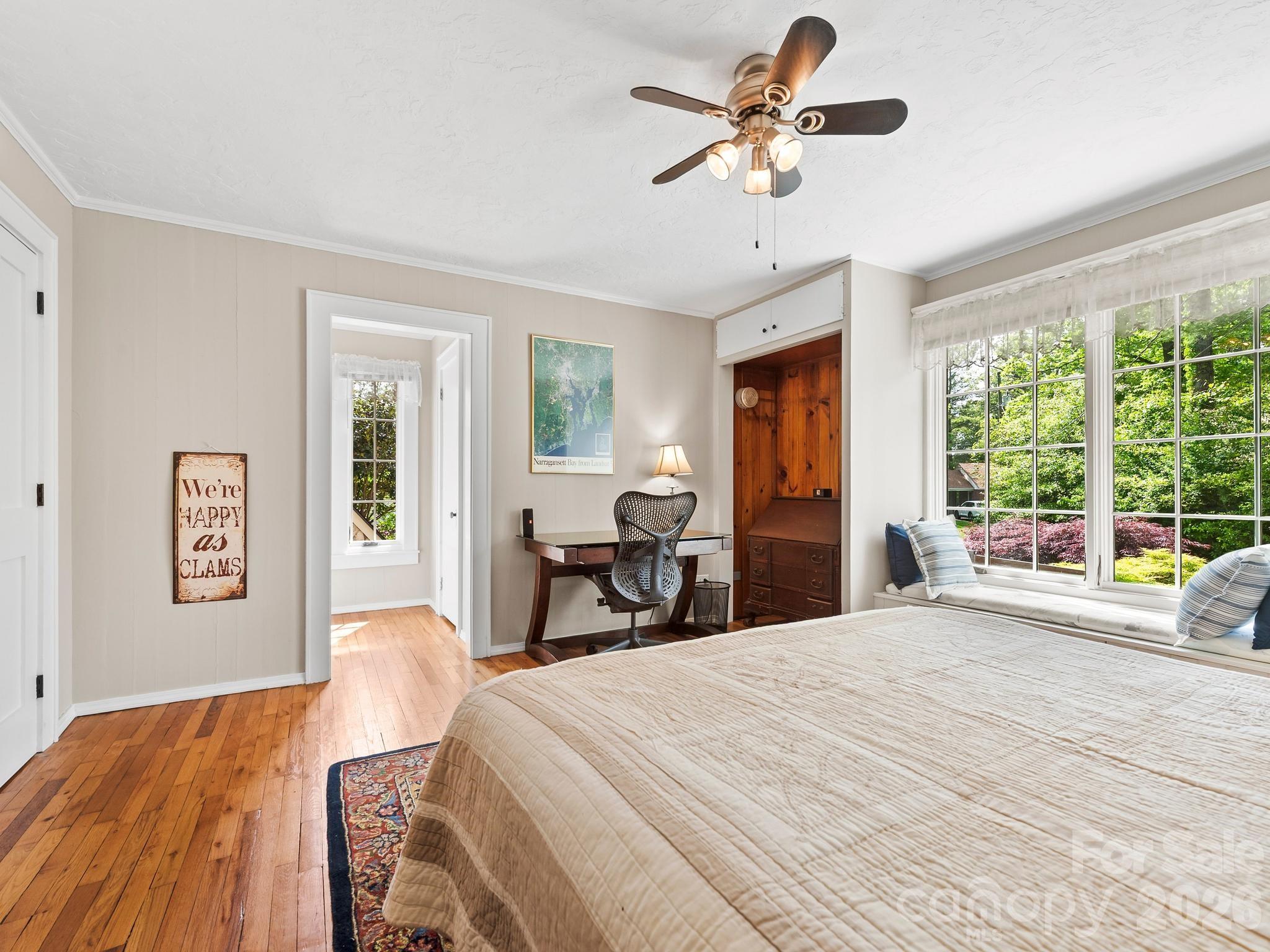 84 Arthur Road — Asheville