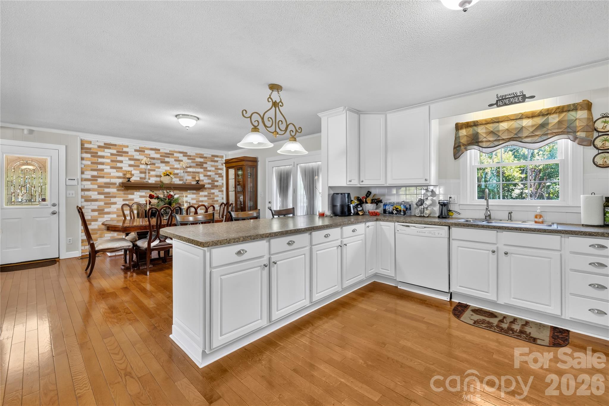 607 Wren Road — Gastonia