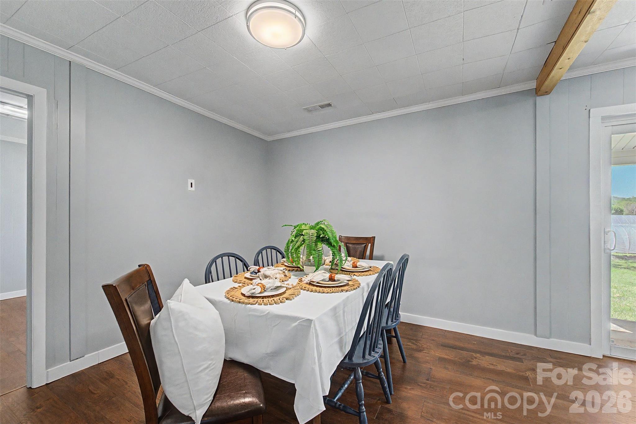 160 Canter Lane — Sylva