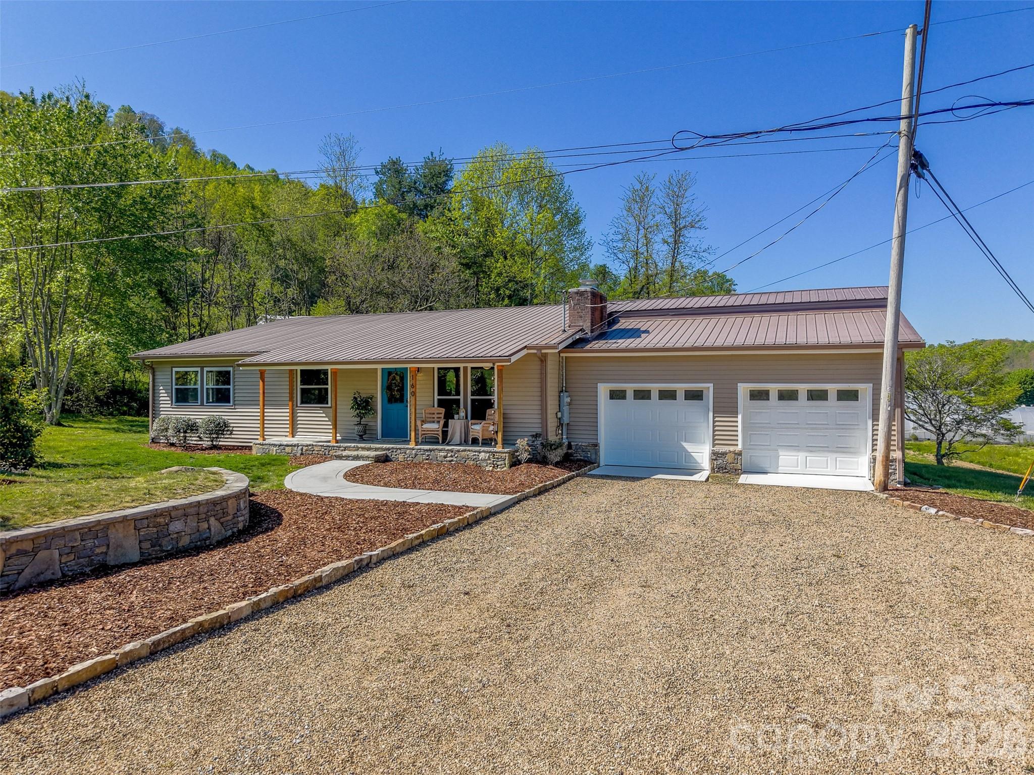 160 Canter Lane — Sylva