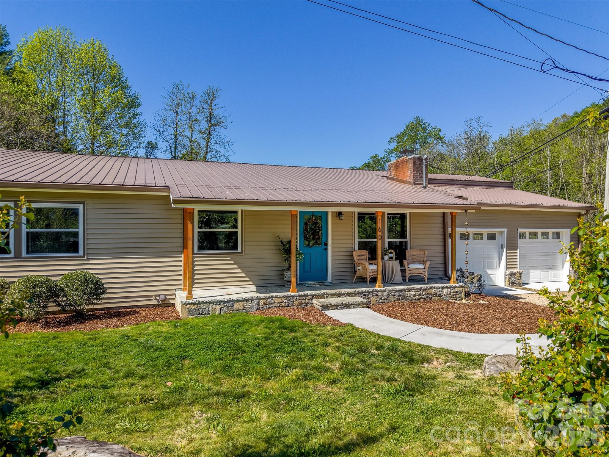 160 Canter Lane — Sylva