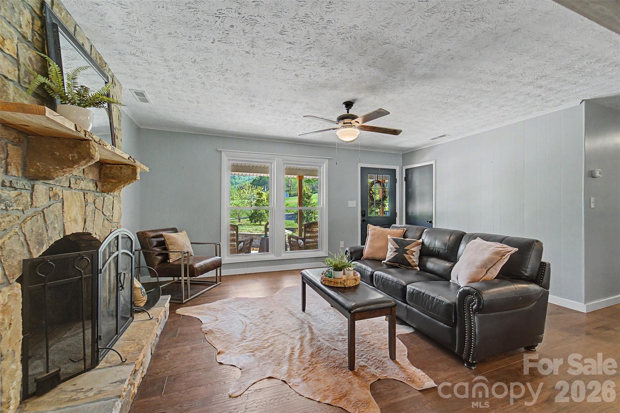 160 Canter Lane — Sylva