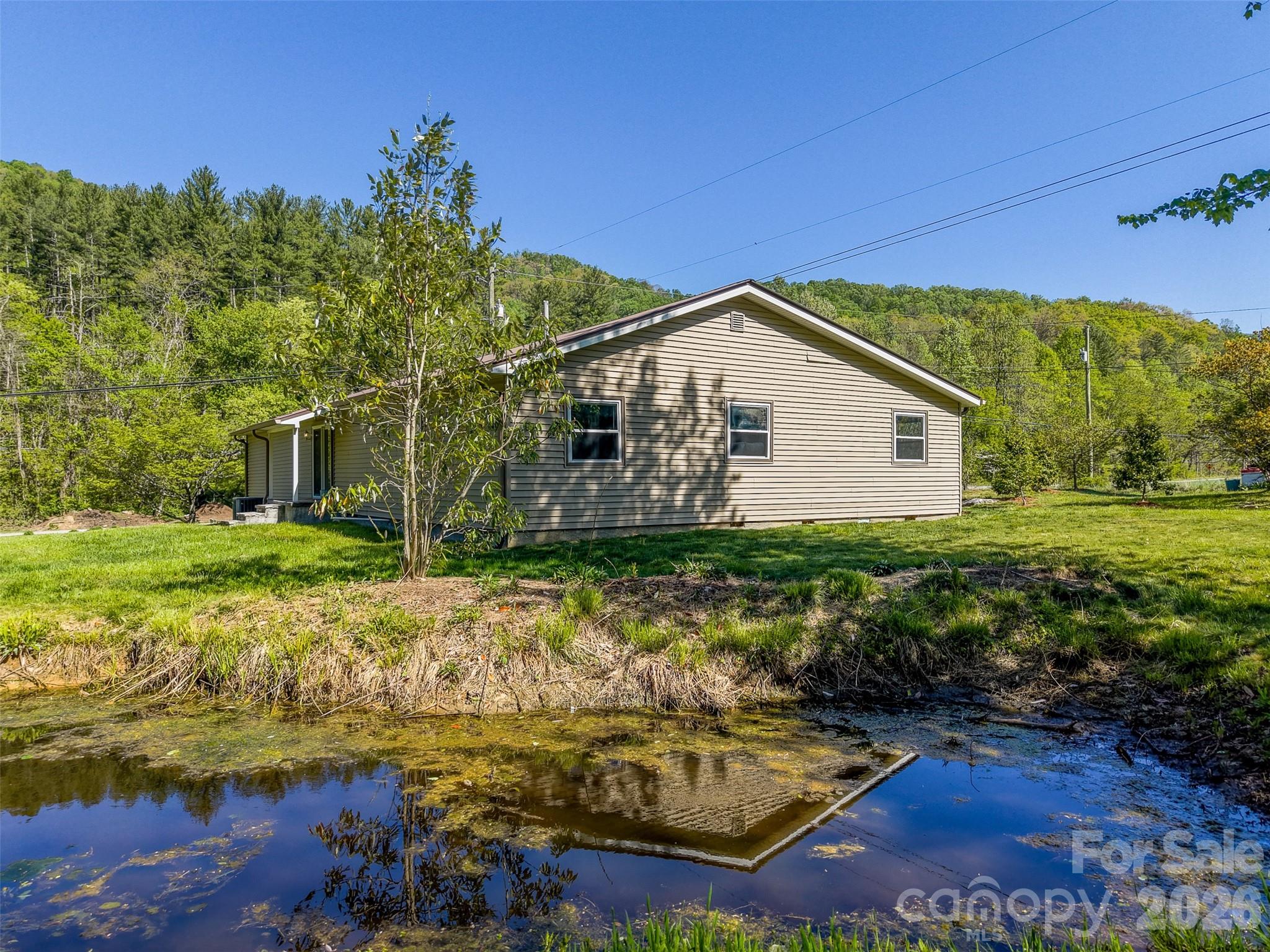 160 Canter Lane — Sylva