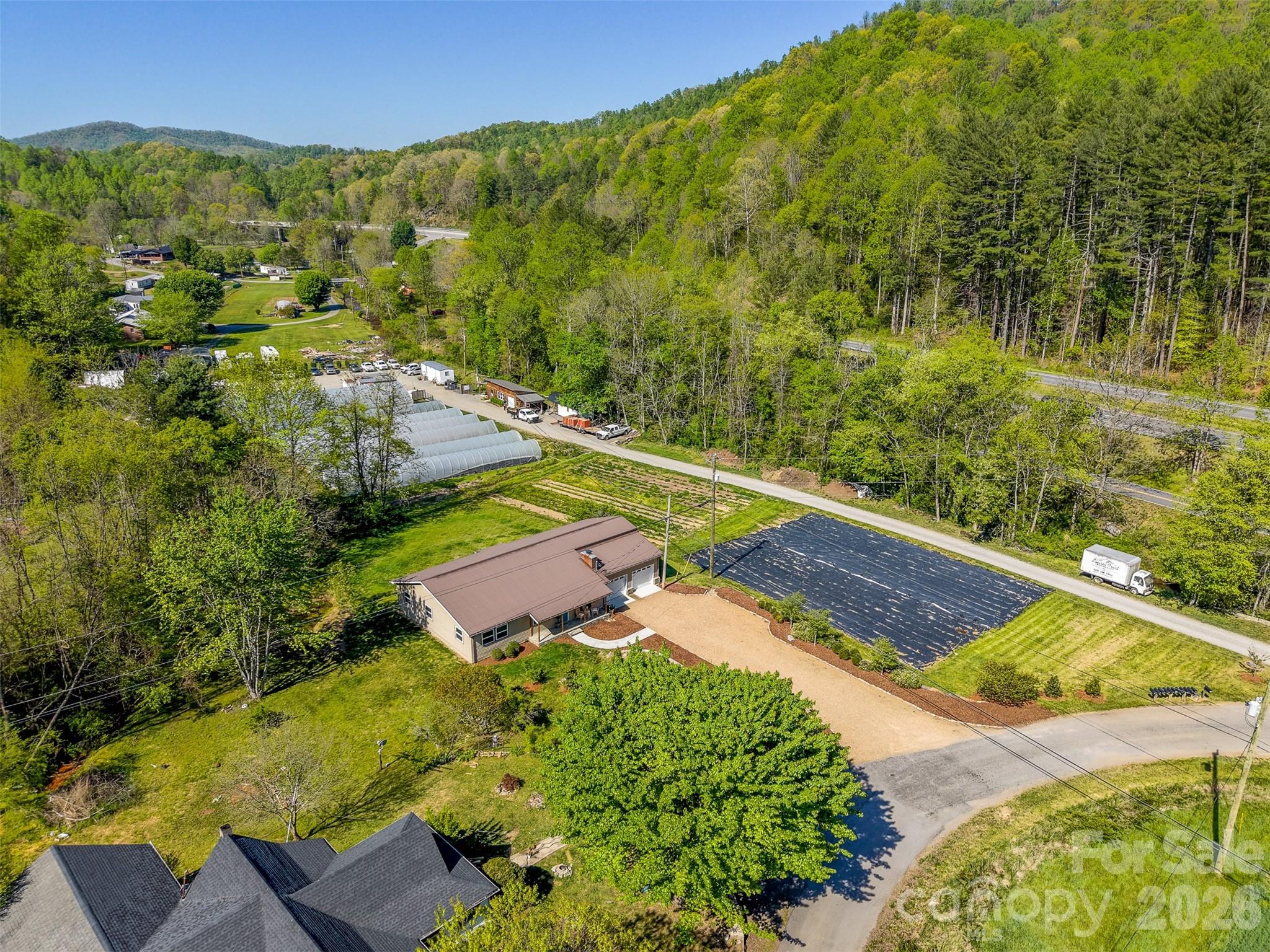 160 Canter Lane — Sylva