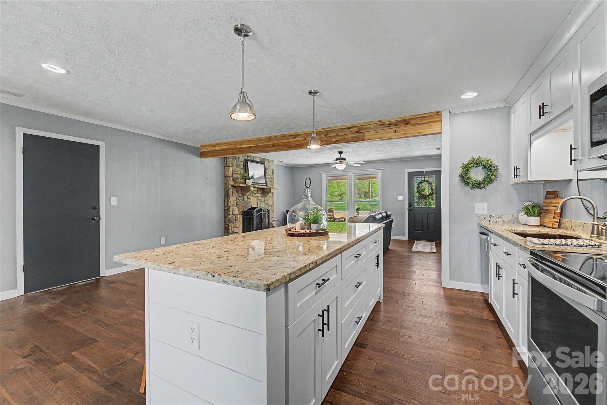 160 Canter Lane — Sylva