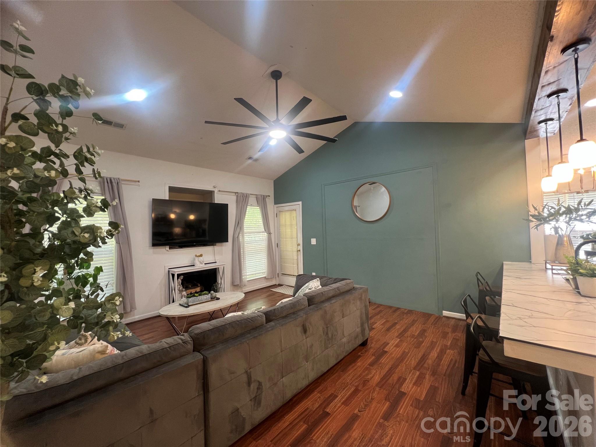 2102 Wilson Avenue — Monroe
