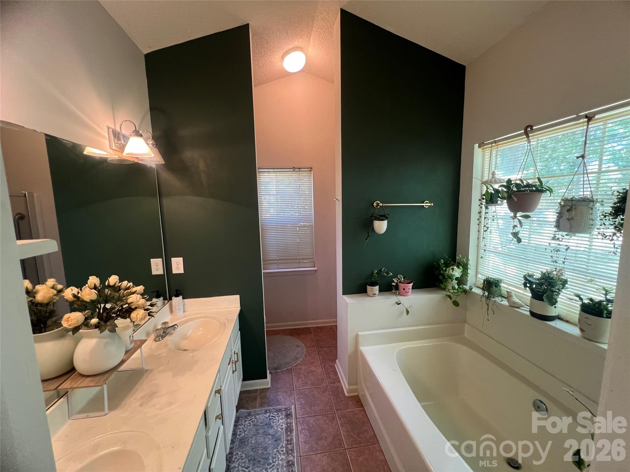 2102 Wilson Avenue — Monroe