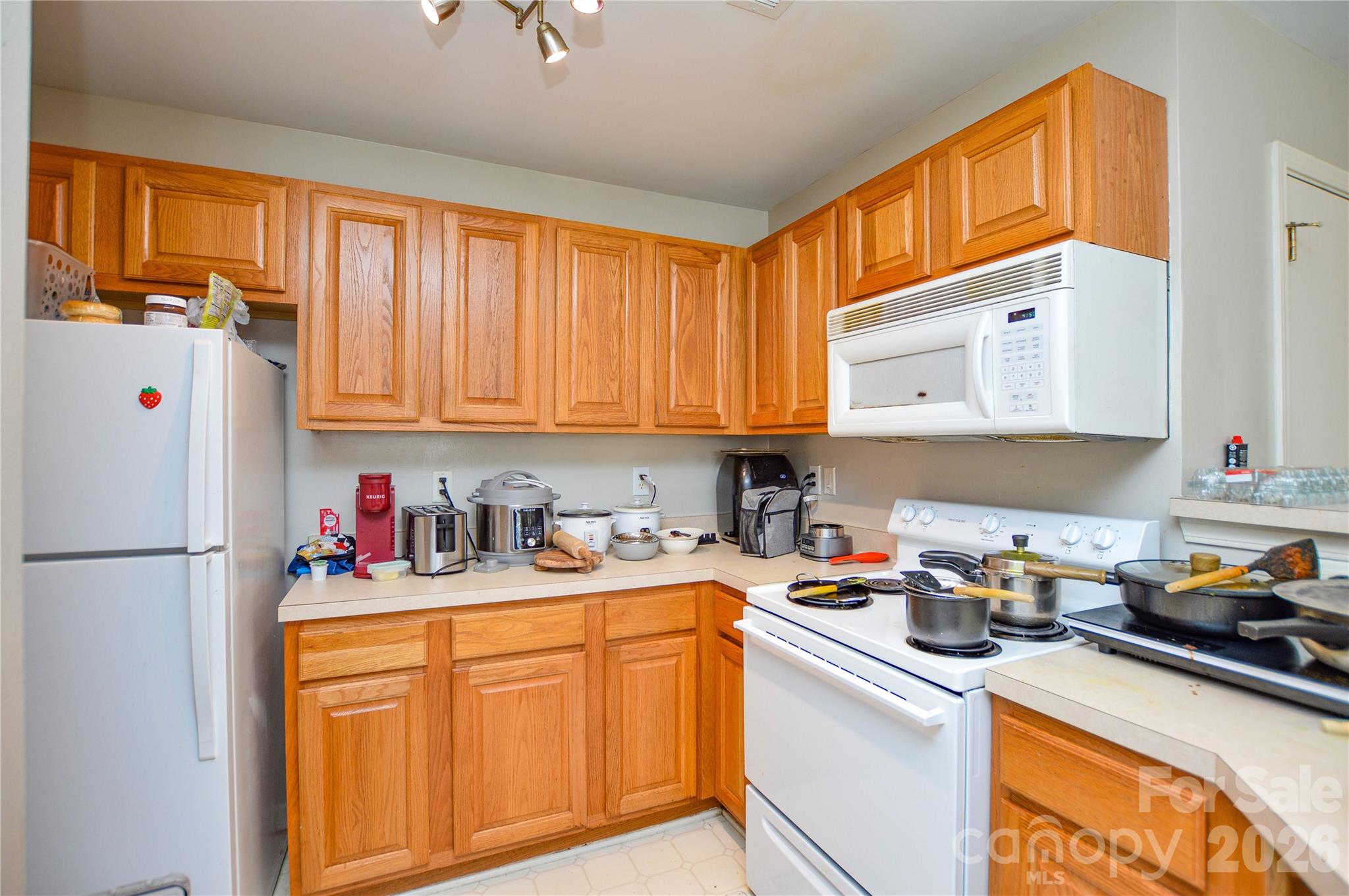 9810 Campus Walk Lane #F — Charlotte
