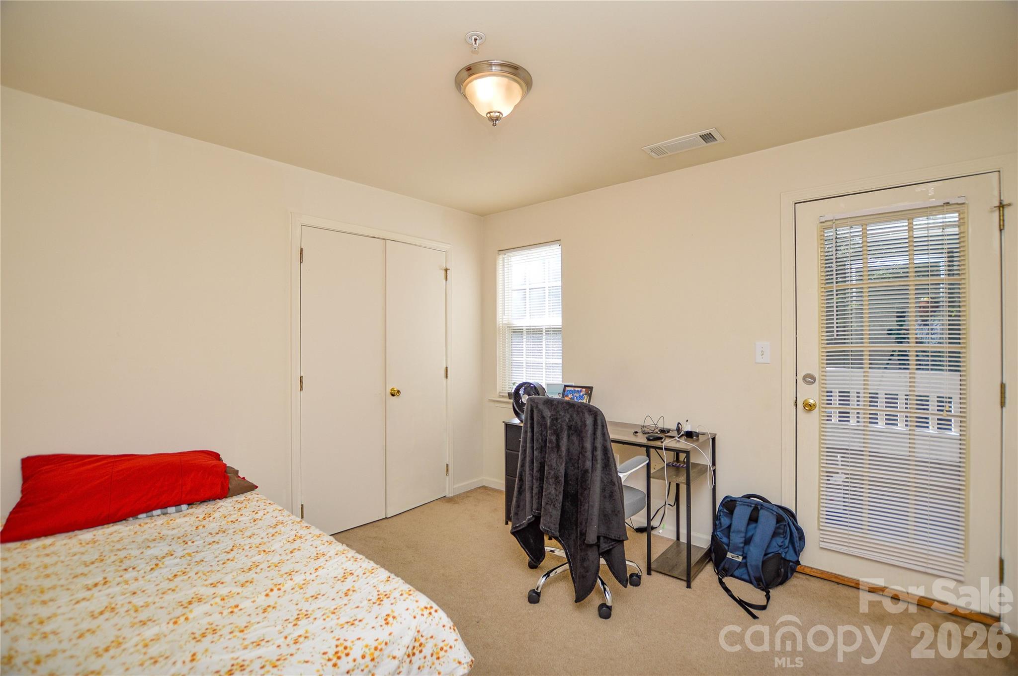 9810 Campus Walk Lane #F — Charlotte