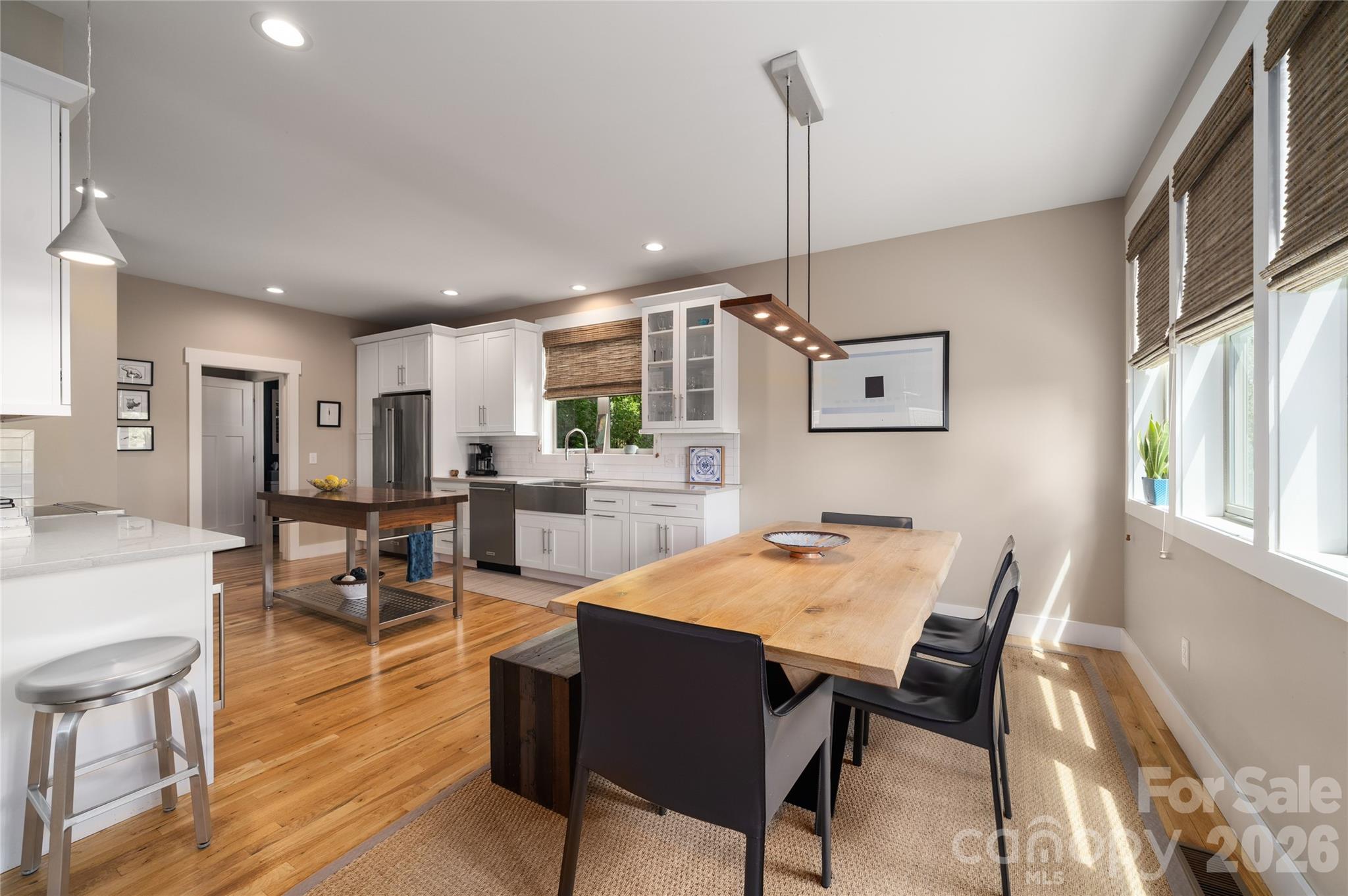 24 Acadia Drive — Asheville