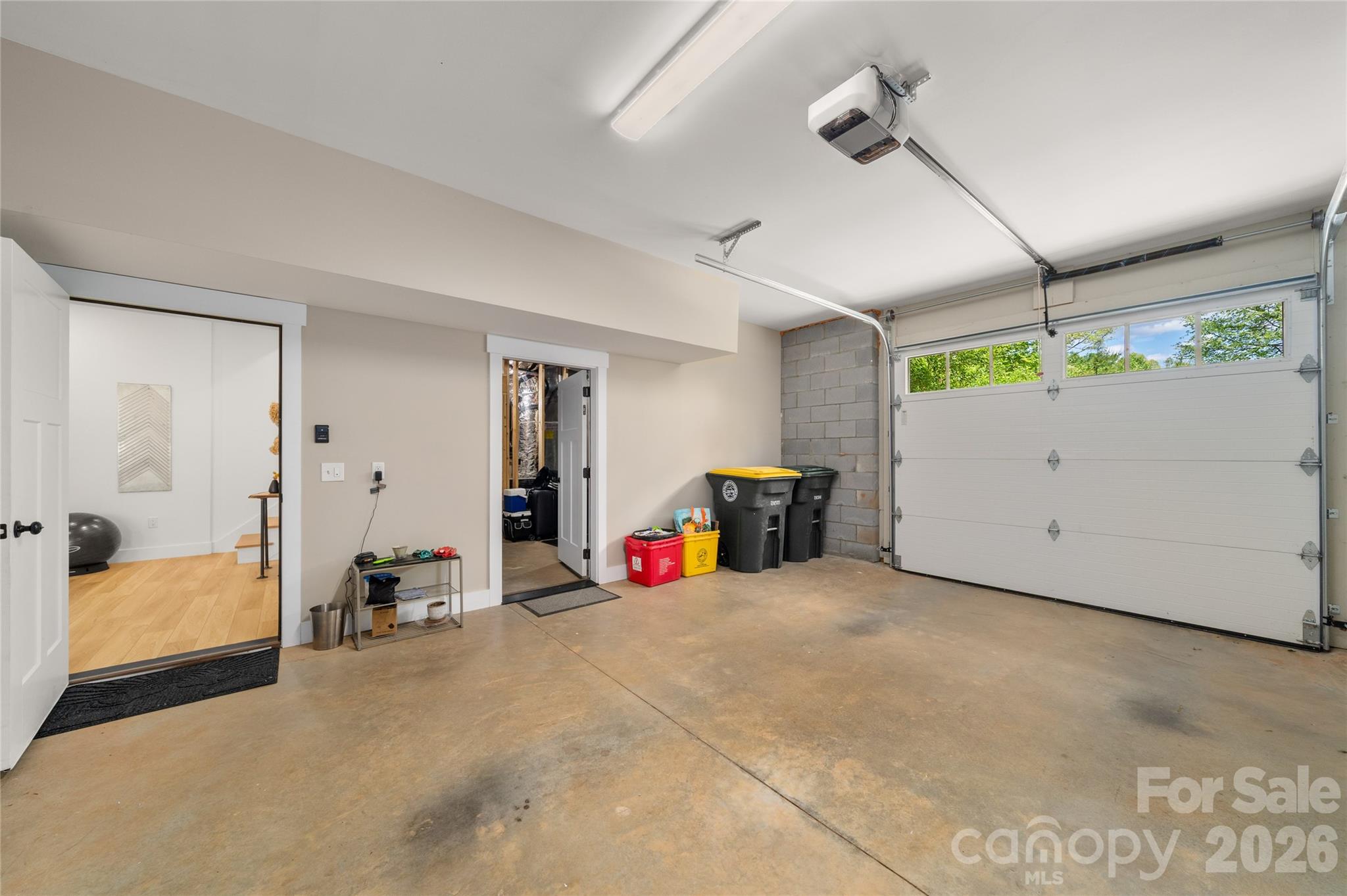 24 Acadia Drive — Asheville