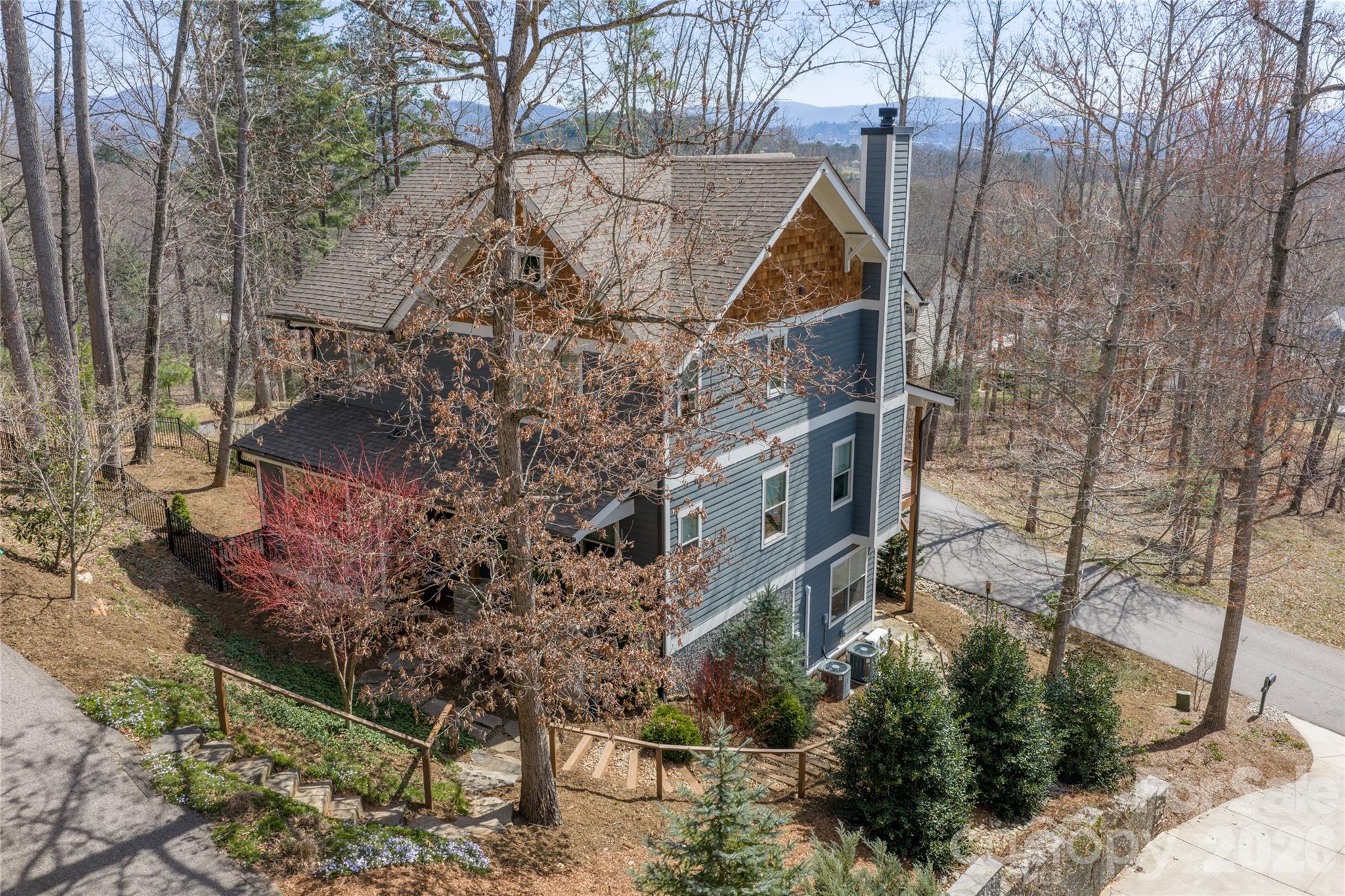 24 Acadia Drive — Asheville