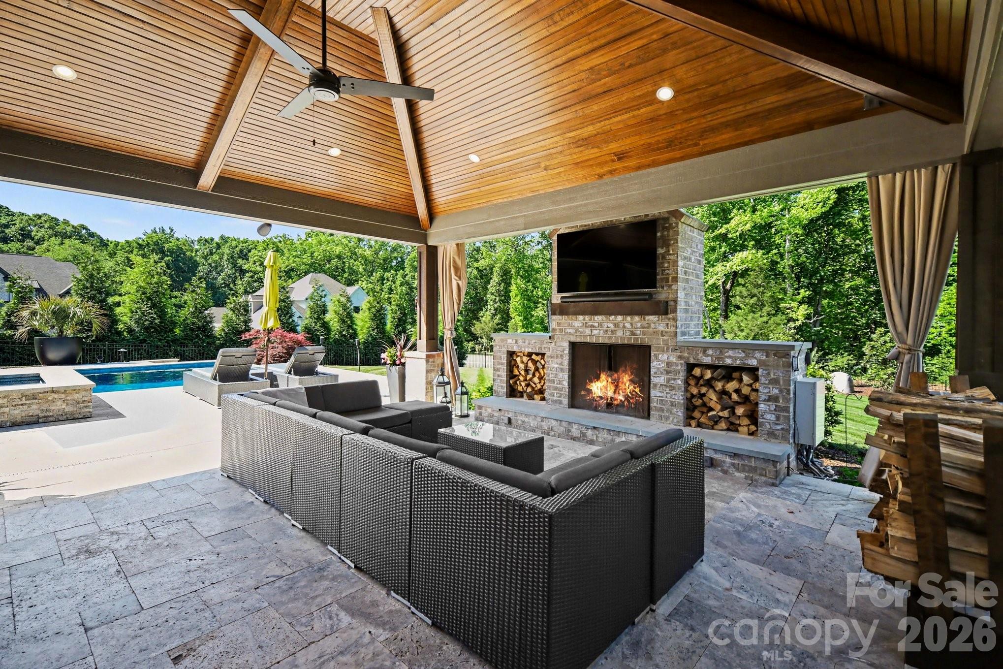 720 Farmer Mill Lane — Matthews