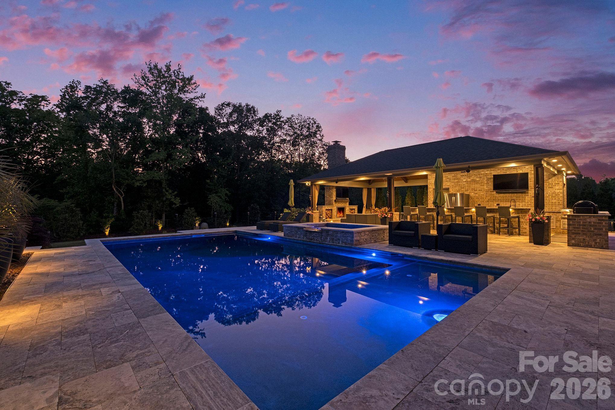 720 Farmer Mill Lane — Matthews