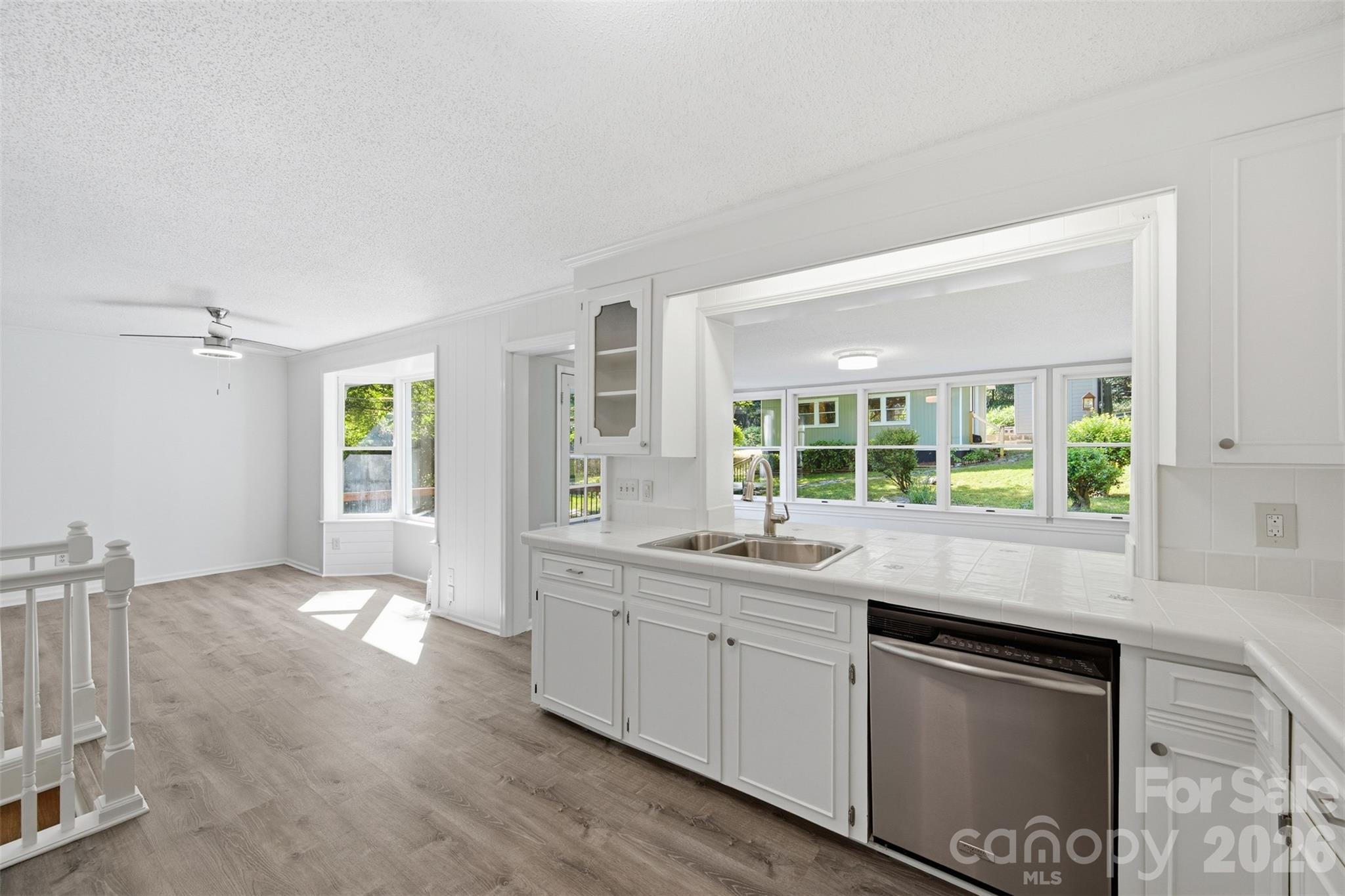 1321 Saluda River Drive — West Columbia