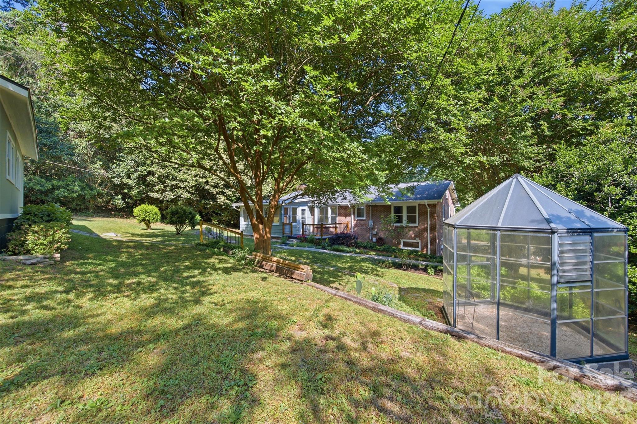 1321 Saluda River Drive — West Columbia