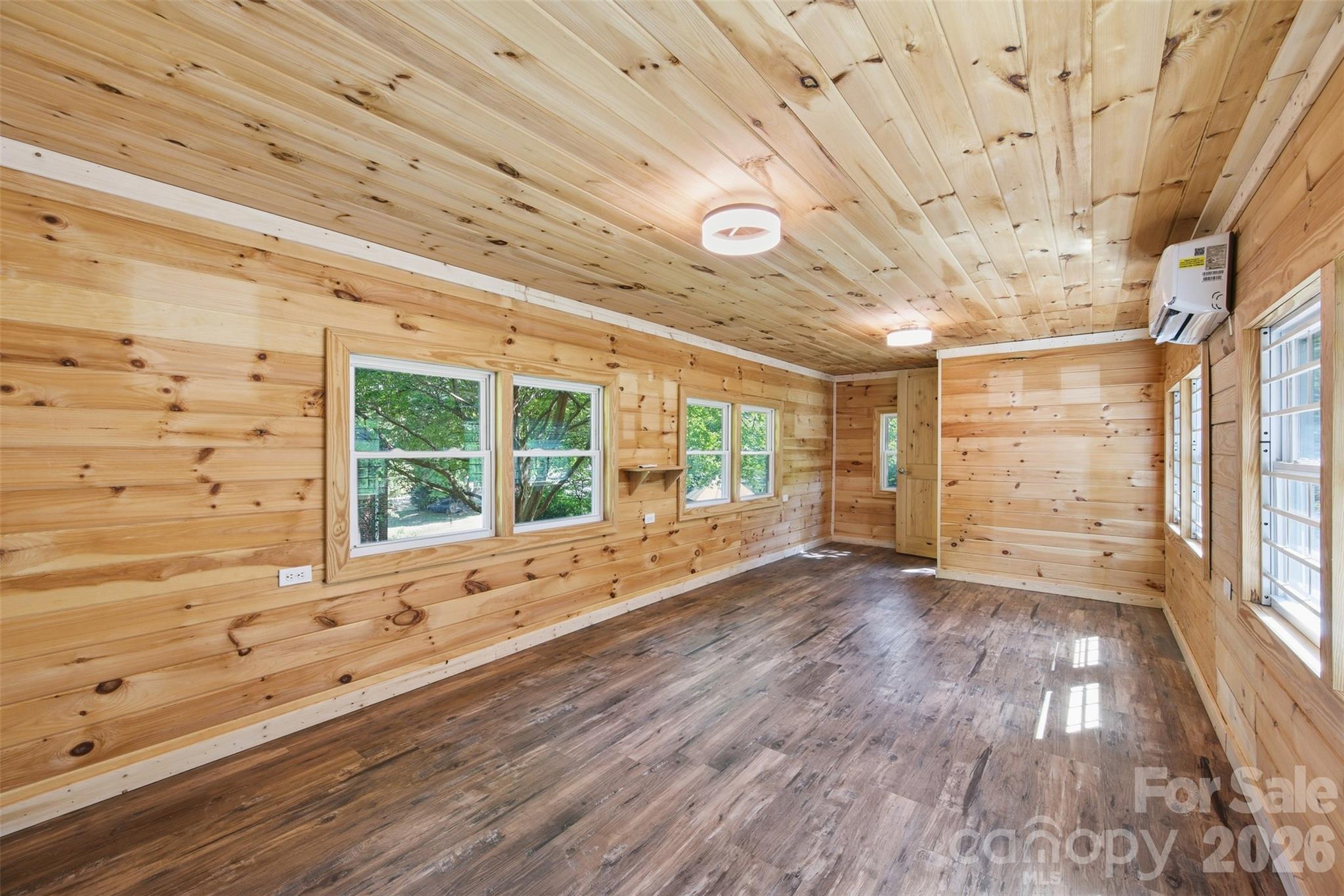 1321 Saluda River Drive — West Columbia