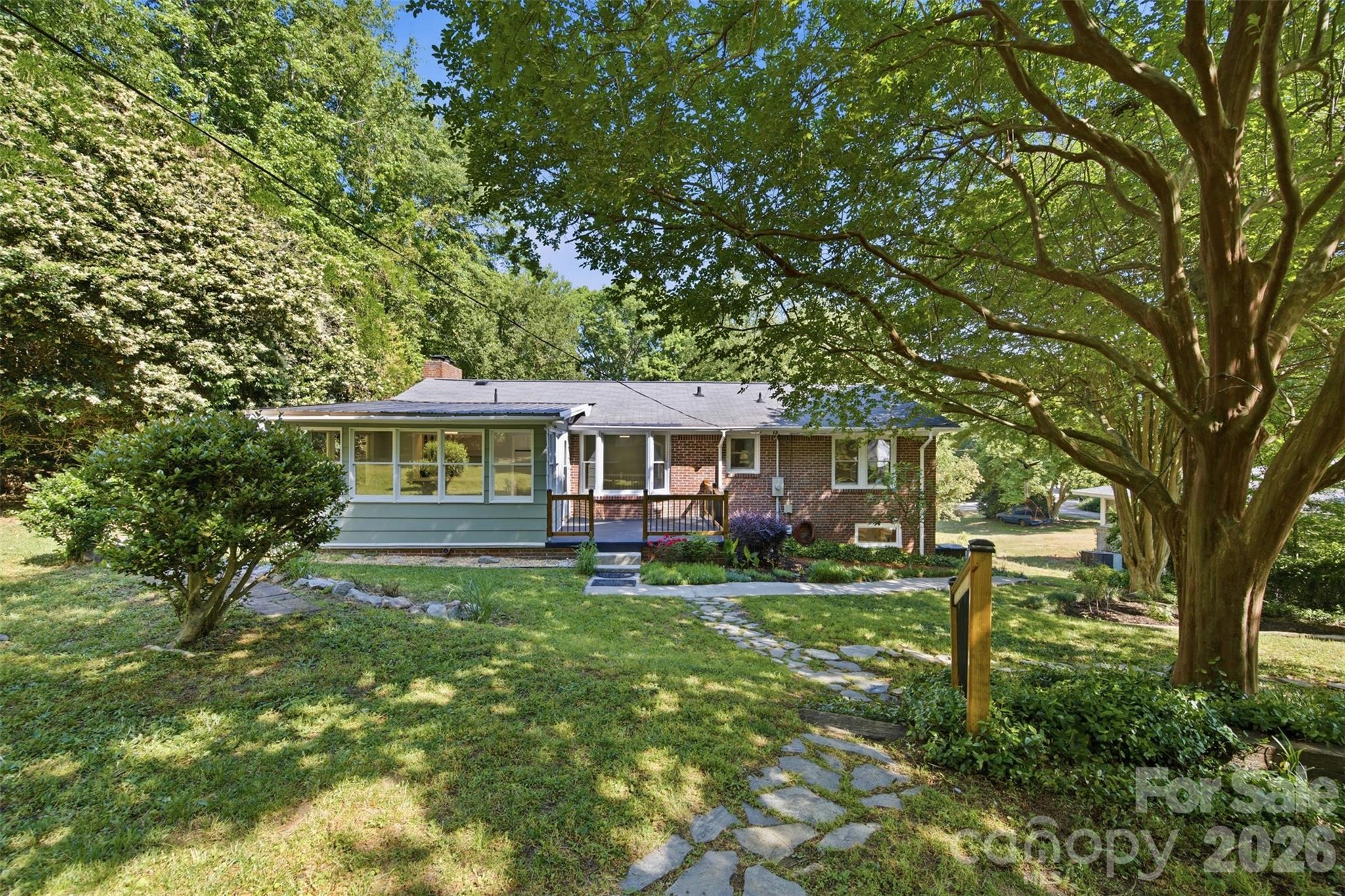 1321 Saluda River Drive — West Columbia