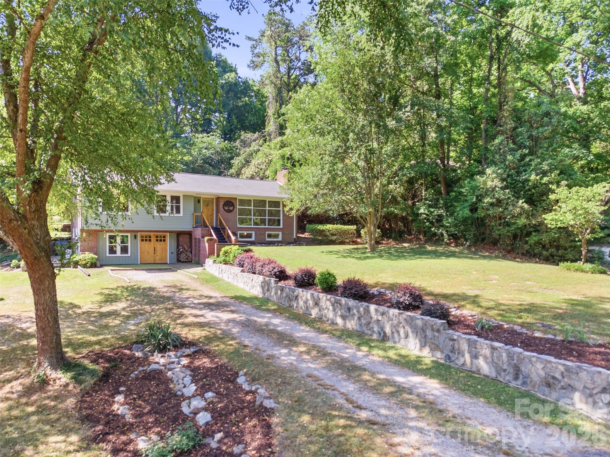 1321 Saluda River Drive — West Columbia