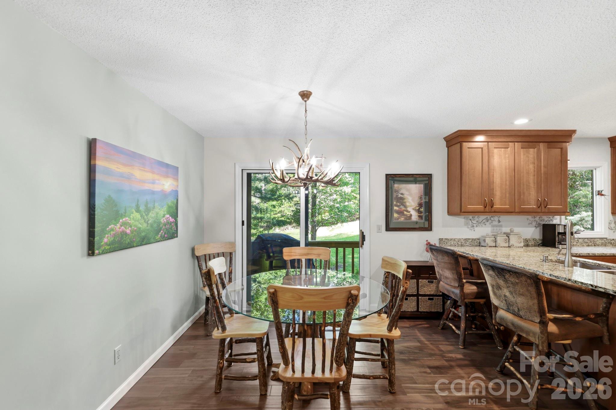 3509 Mountain Top Way — Hendersonville