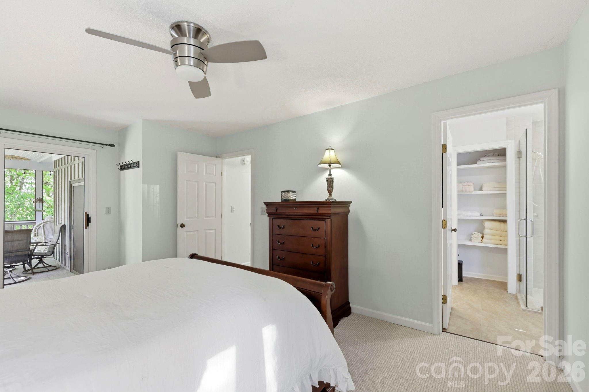 3509 Mountain Top Way — Hendersonville
