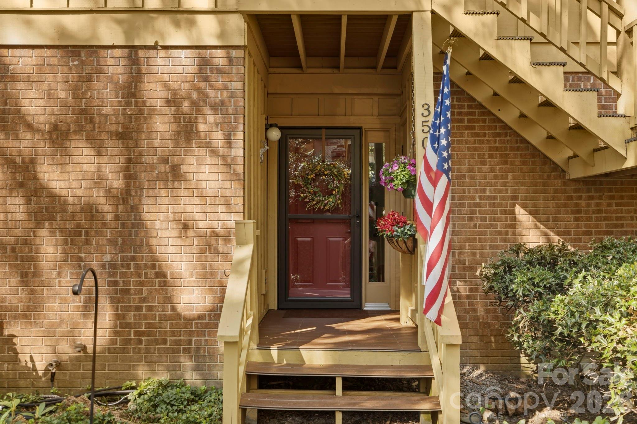 3509 Mountain Top Way — Hendersonville