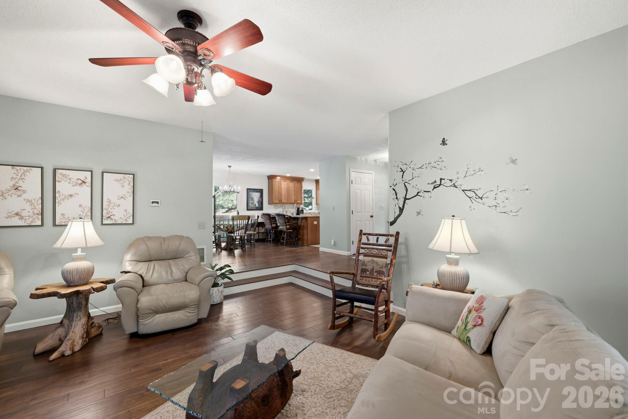 3509 Mountain Top Way — Hendersonville