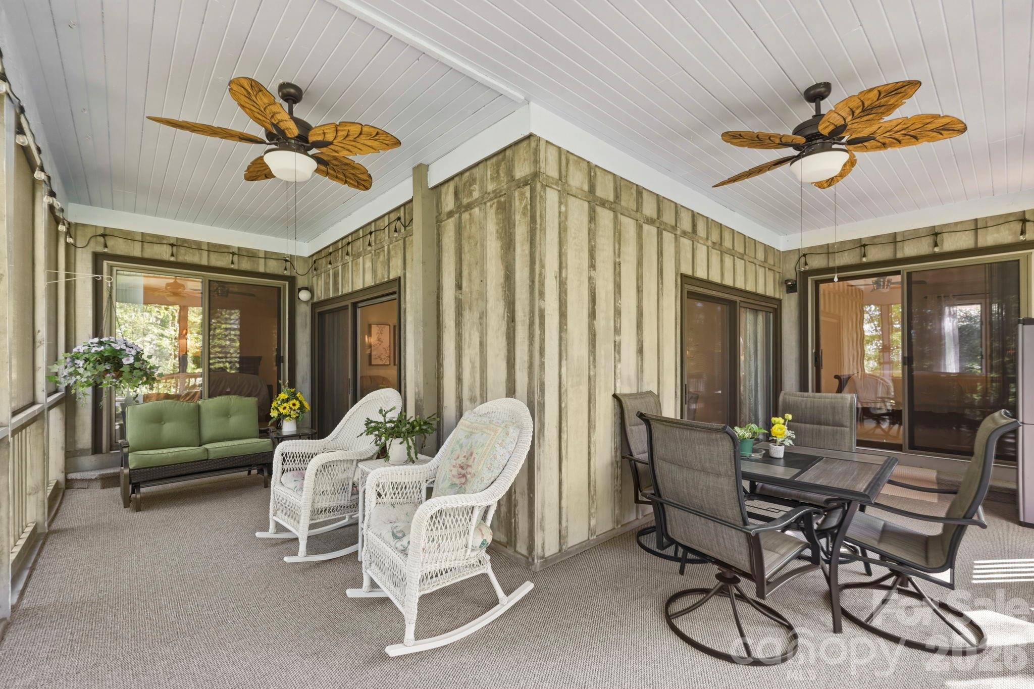 3509 Mountain Top Way — Hendersonville