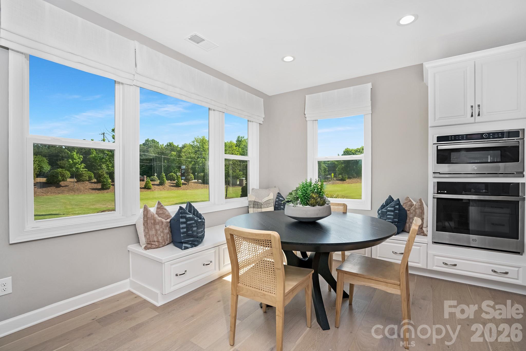 3814 Dahlia Drive — Harrisburg