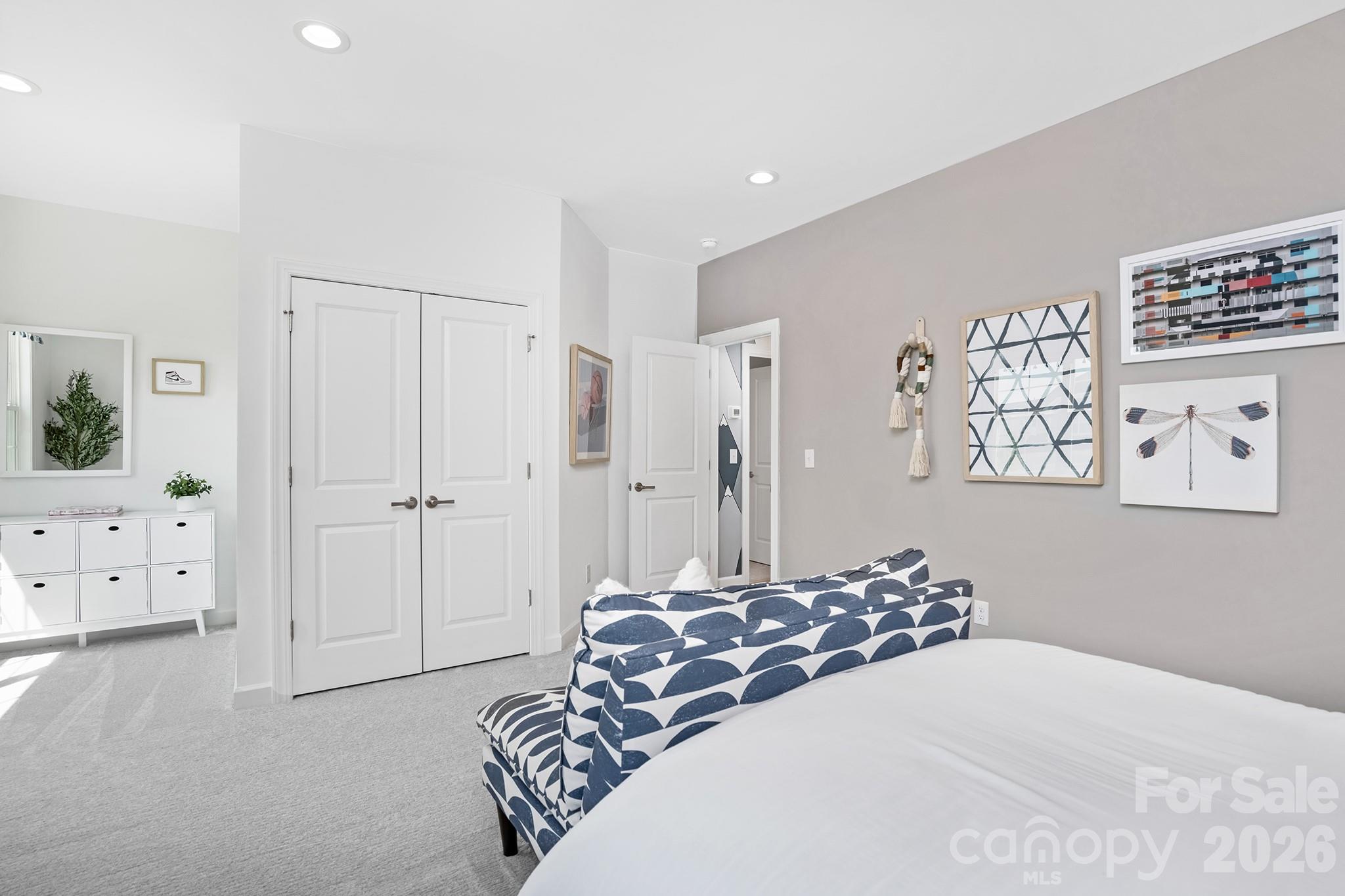 3814 Dahlia Drive — Harrisburg
