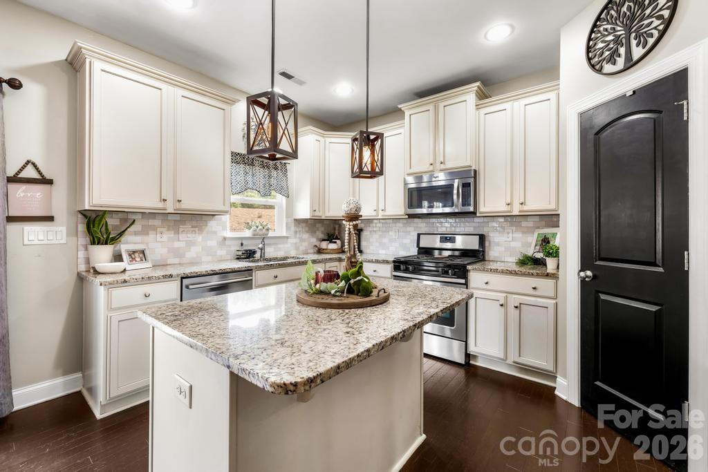1007 Hamil Ridge Drive — Waxhaw