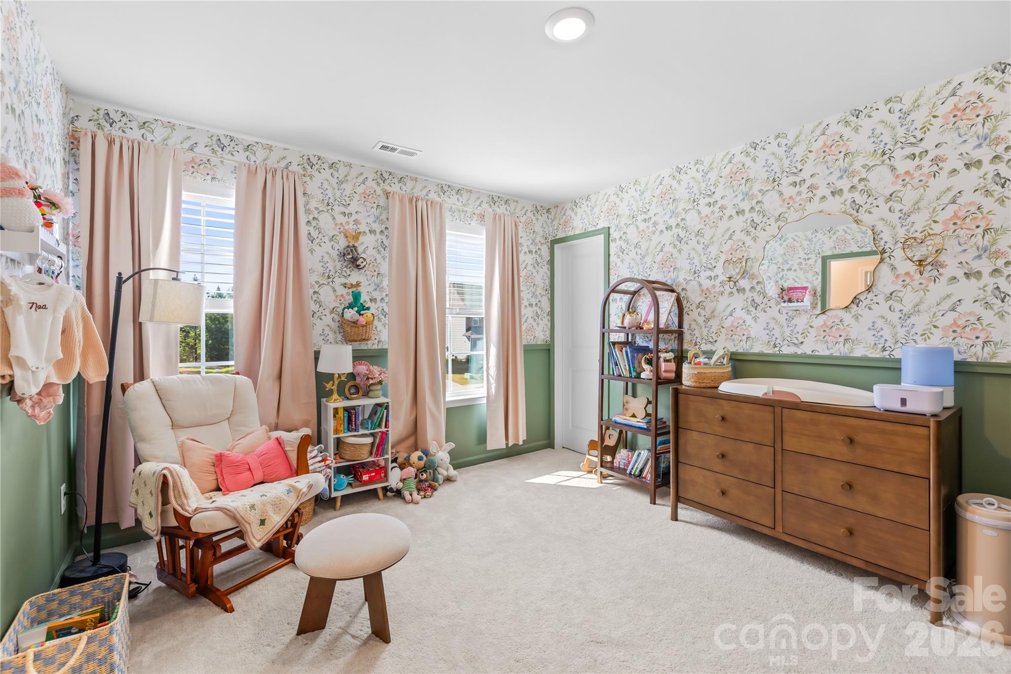 12111 Bishop Castle Drive — Charlotte