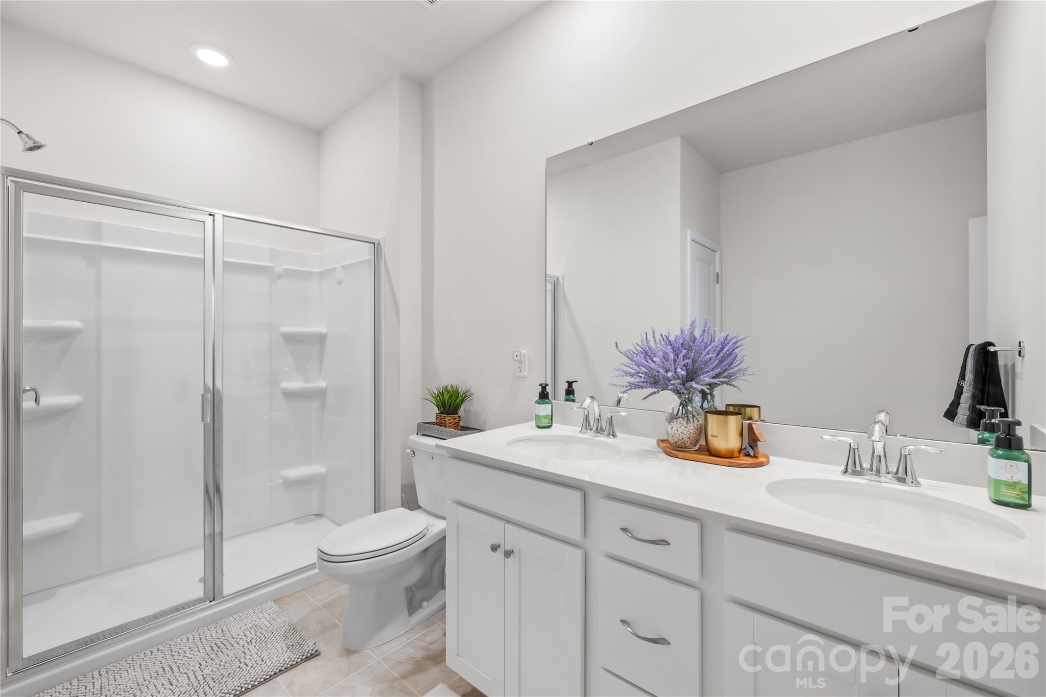 12111 Bishop Castle Drive — Charlotte