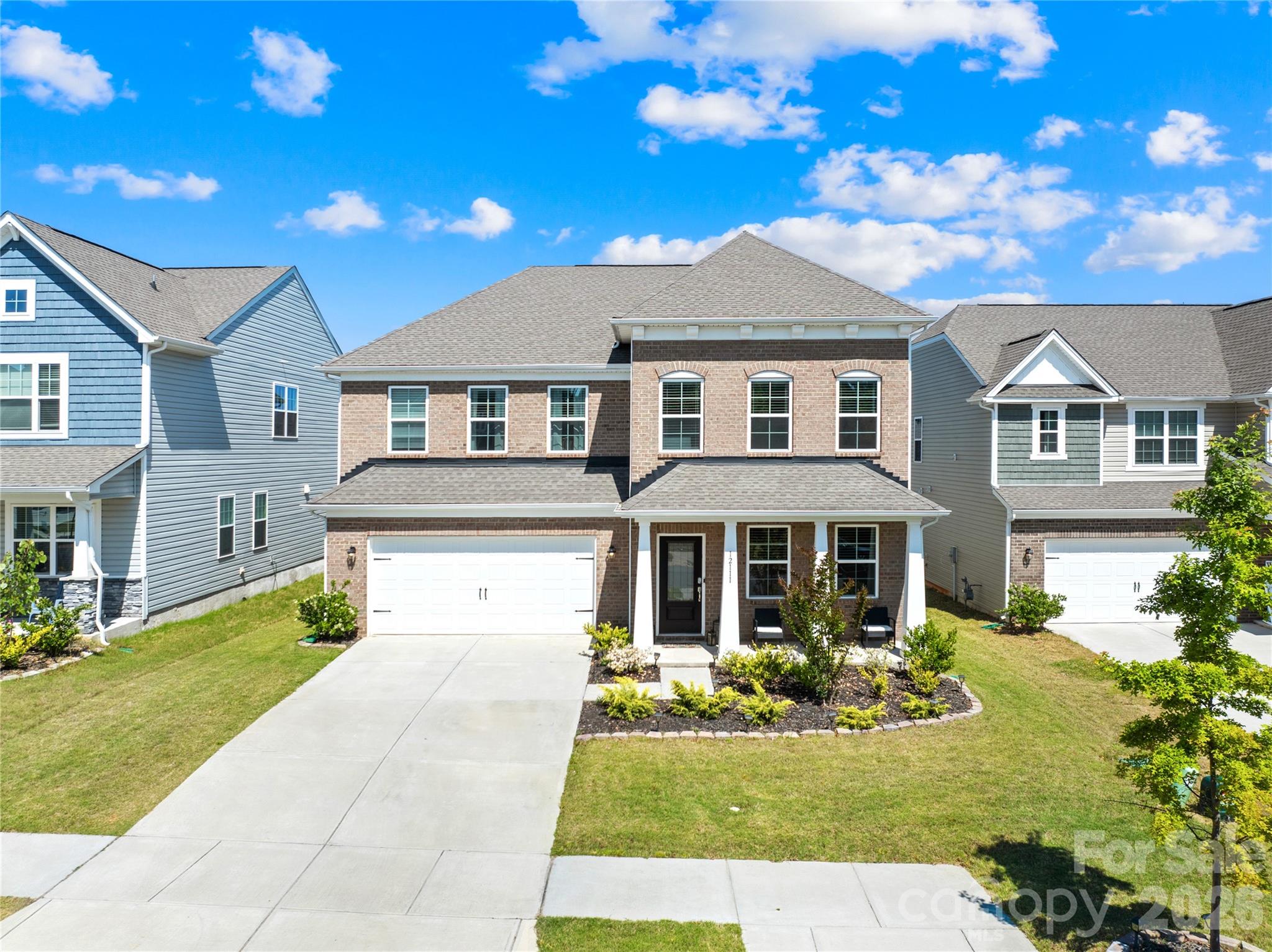 12111 Bishop Castle Drive — Charlotte