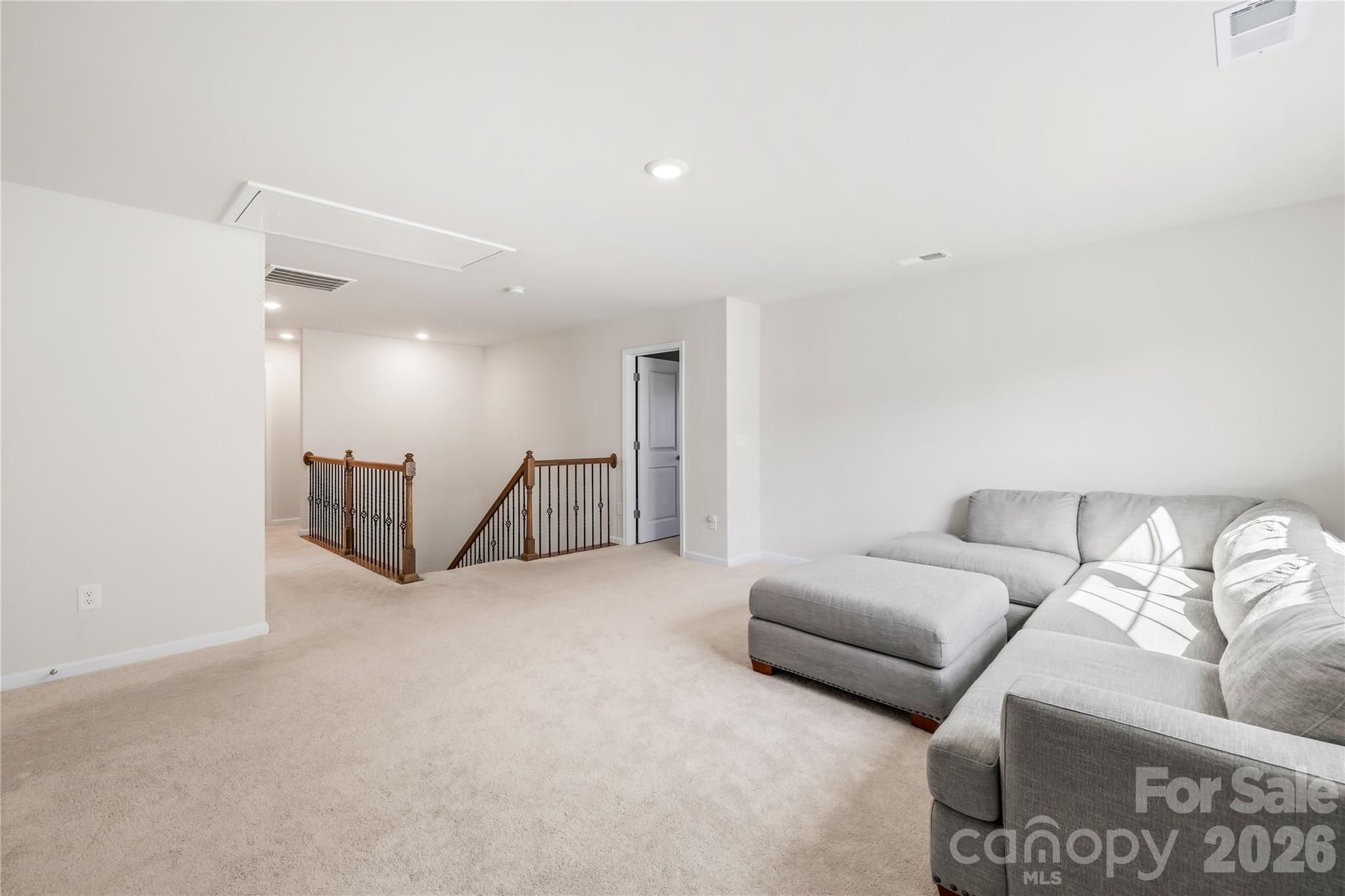 12111 Bishop Castle Drive — Charlotte