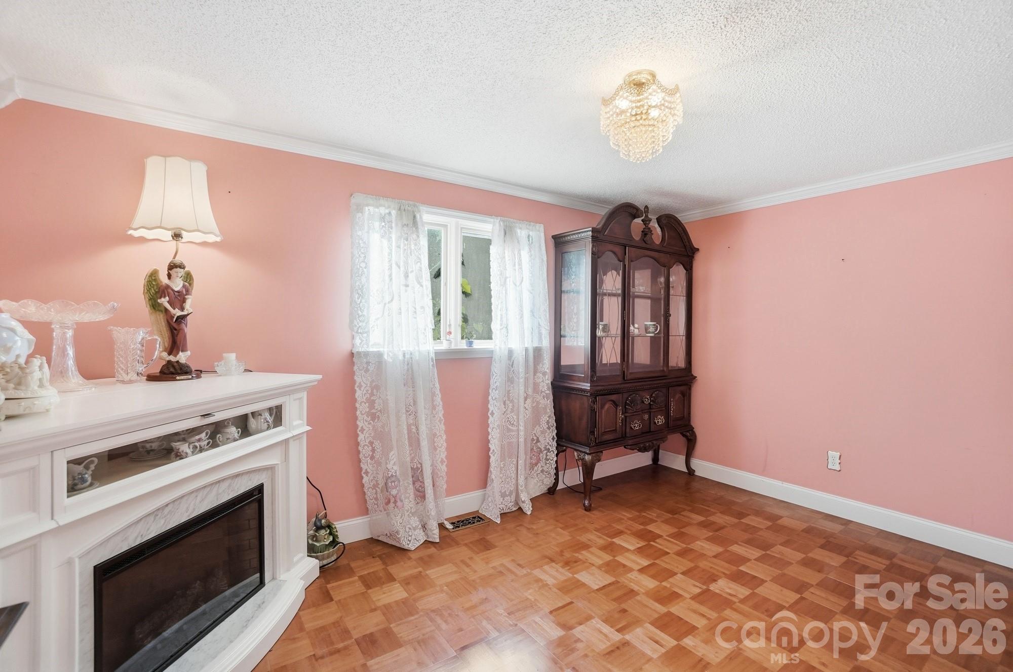 2909 Balkan Drive — York