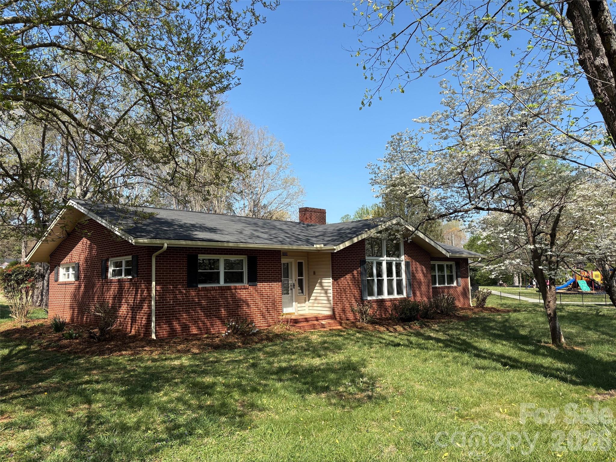 1820 Connelly Springs Road — Lenoir