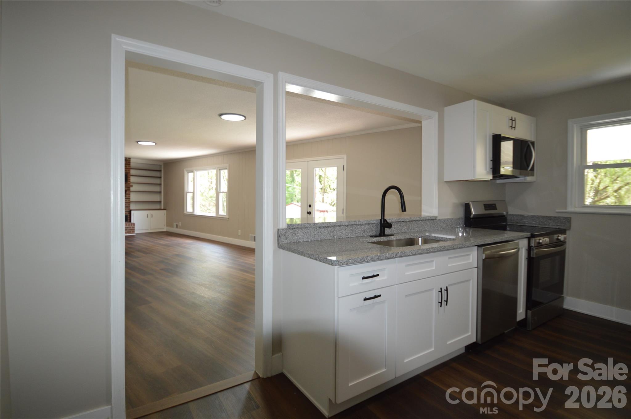 191 Flat Rock Hill Road — Tryon
