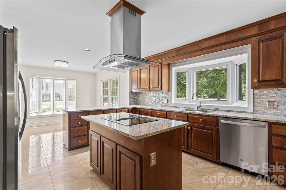 13815 Holgate Hill Drive — Mint Hill