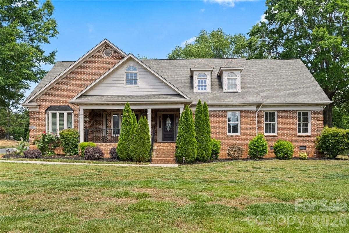 13815 Holgate Hill Drive — Mint Hill