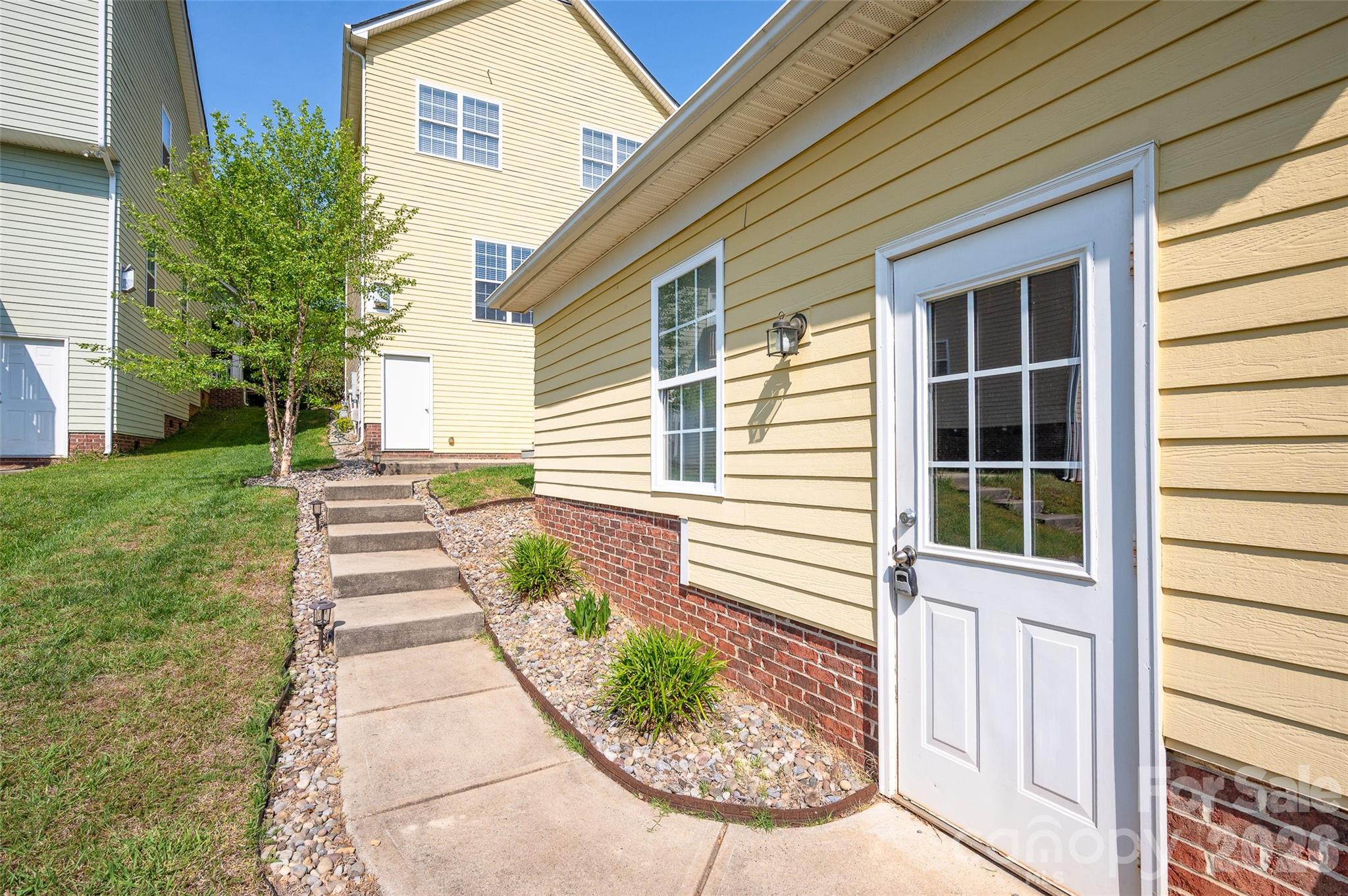 13532 Swinton Road — Huntersville
