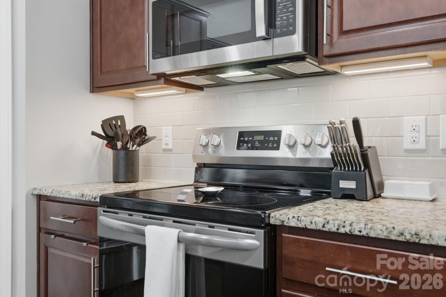 8737 Aspinwall Drive — Charlotte