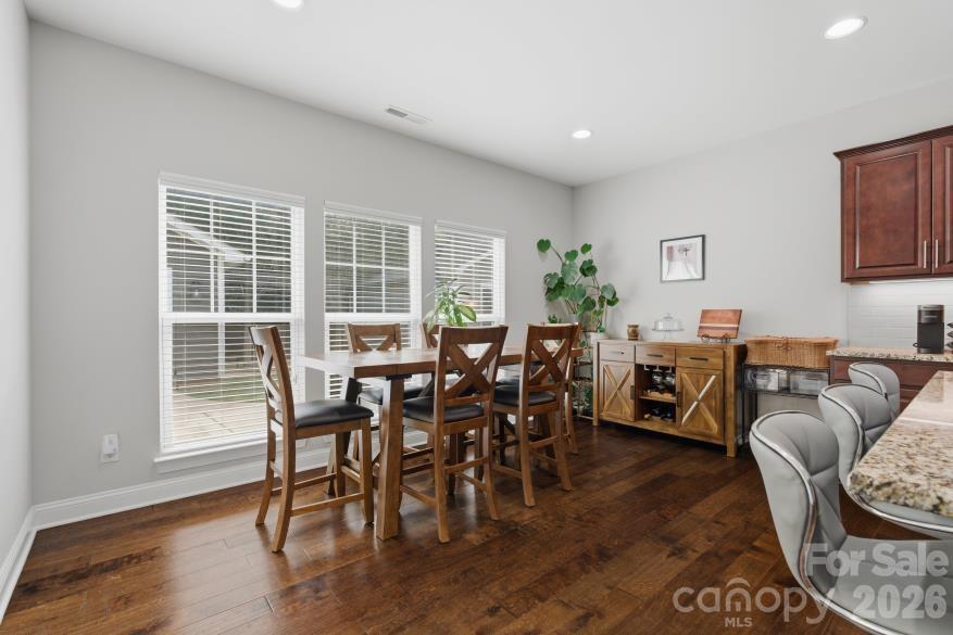 8737 Aspinwall Drive — Charlotte