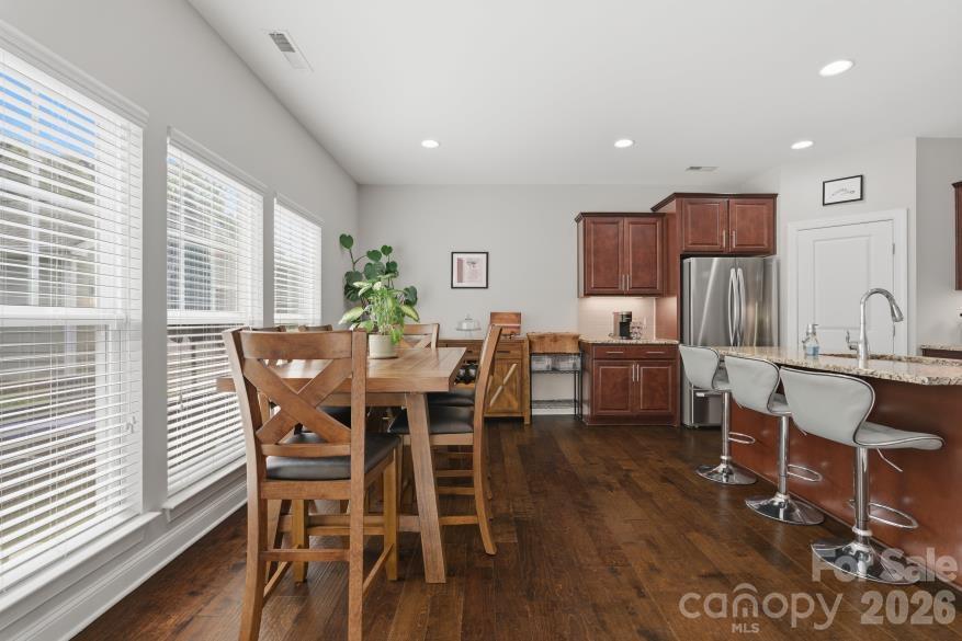8737 Aspinwall Drive — Charlotte