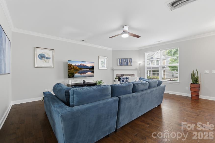 8737 Aspinwall Drive — Charlotte
