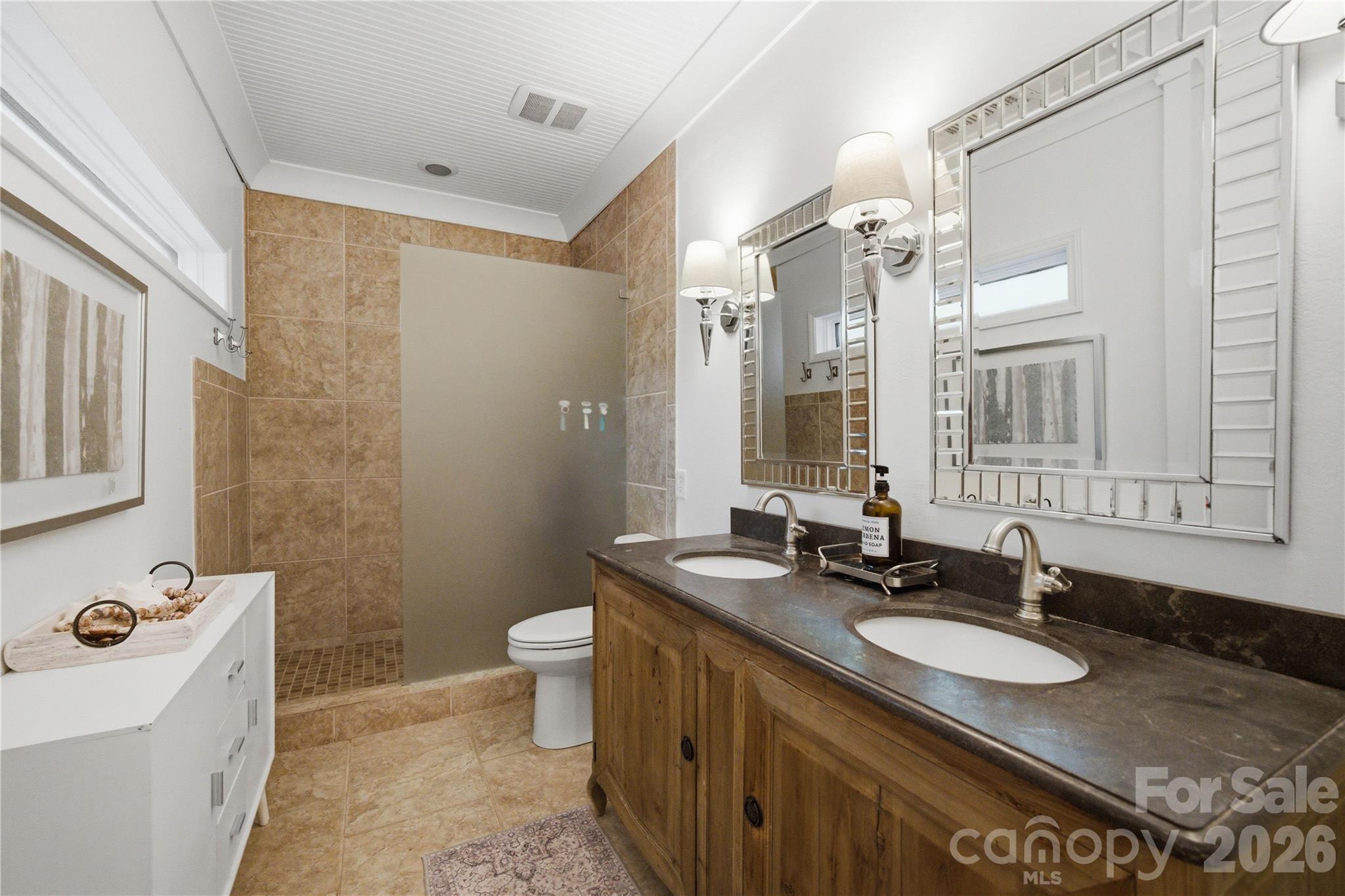 405 Timber Lane — Weddington