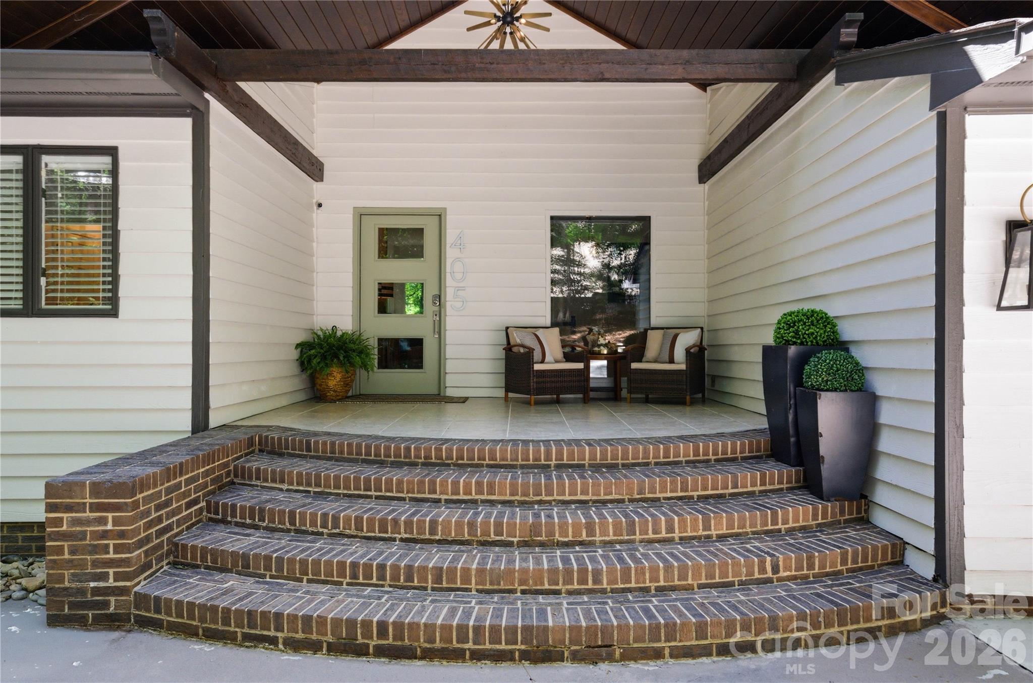 405 Timber Lane — Weddington