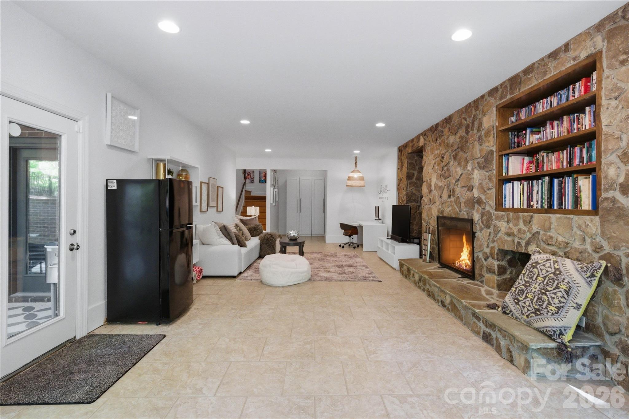 405 Timber Lane — Weddington
