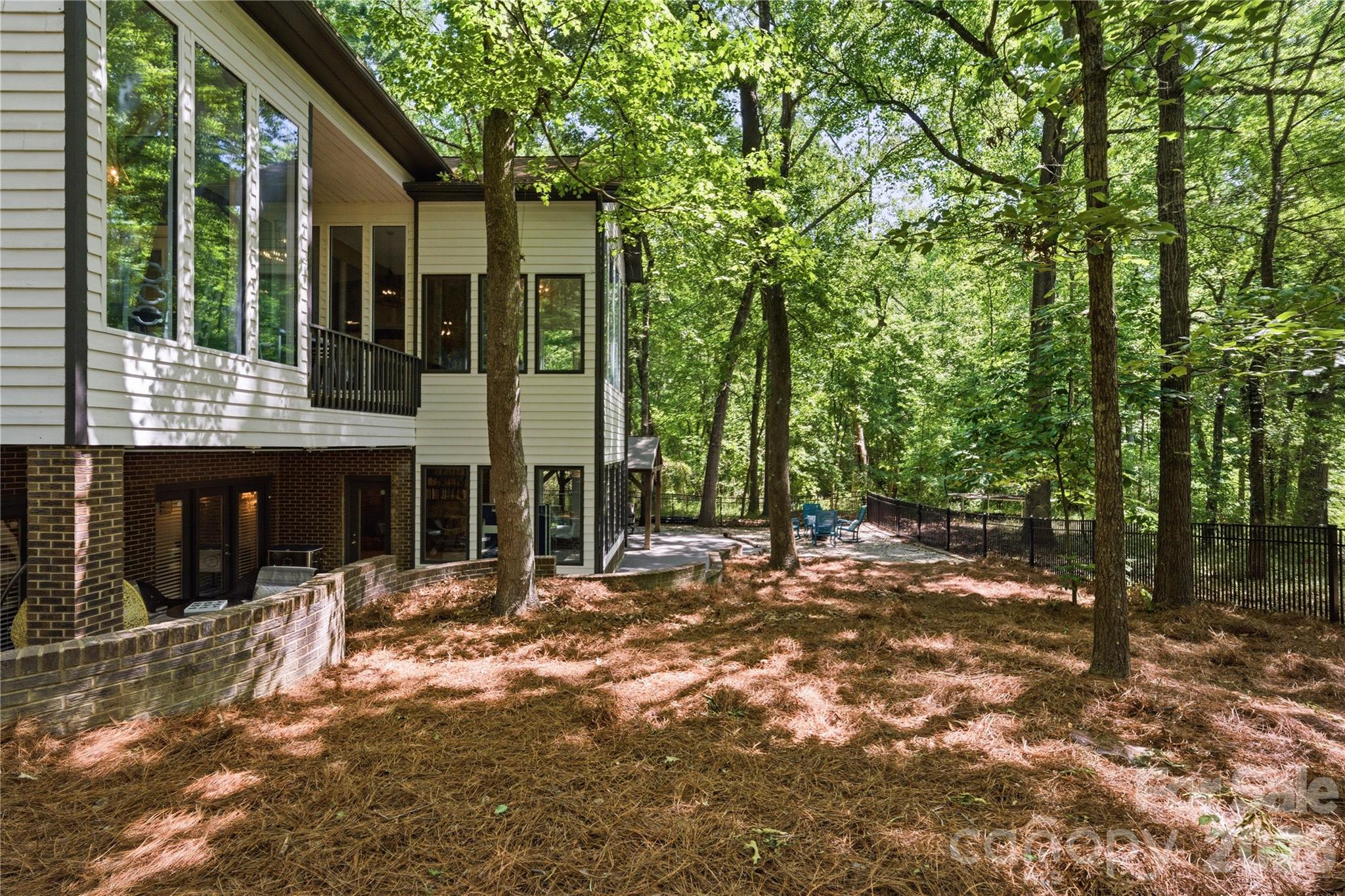 405 Timber Lane — Weddington